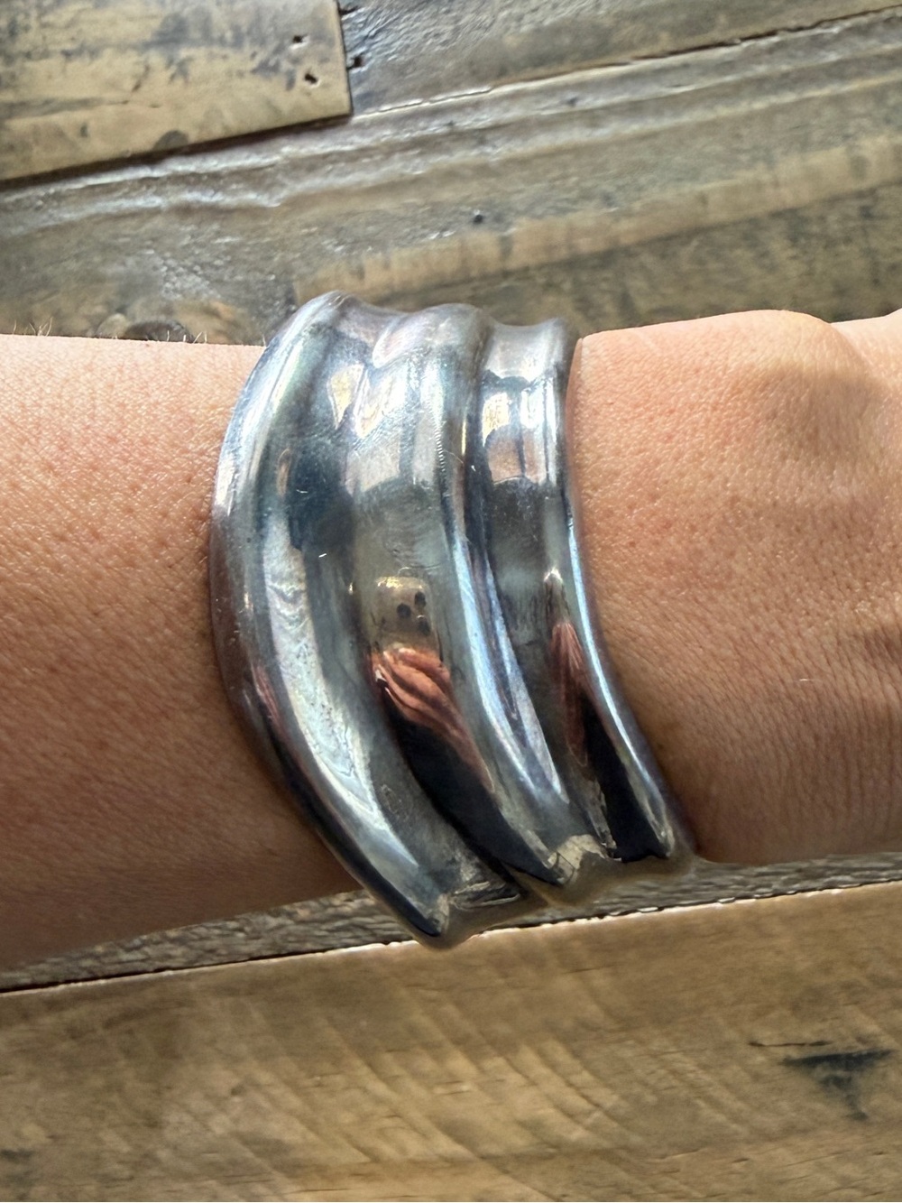 Vintage Taxco Mexico SU 925 Sterling Silver Wave Cuff Bracelet